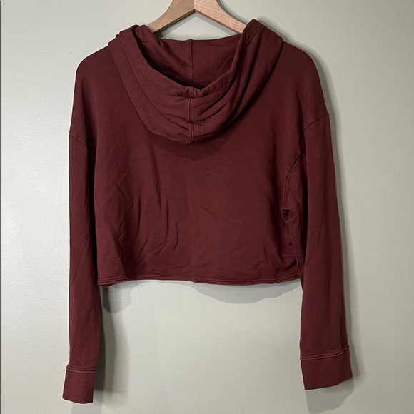 Nike Yoga Women's Burgundy Cropped Hoodie Modal Cotton Blend Medium - Picture 7 of 7